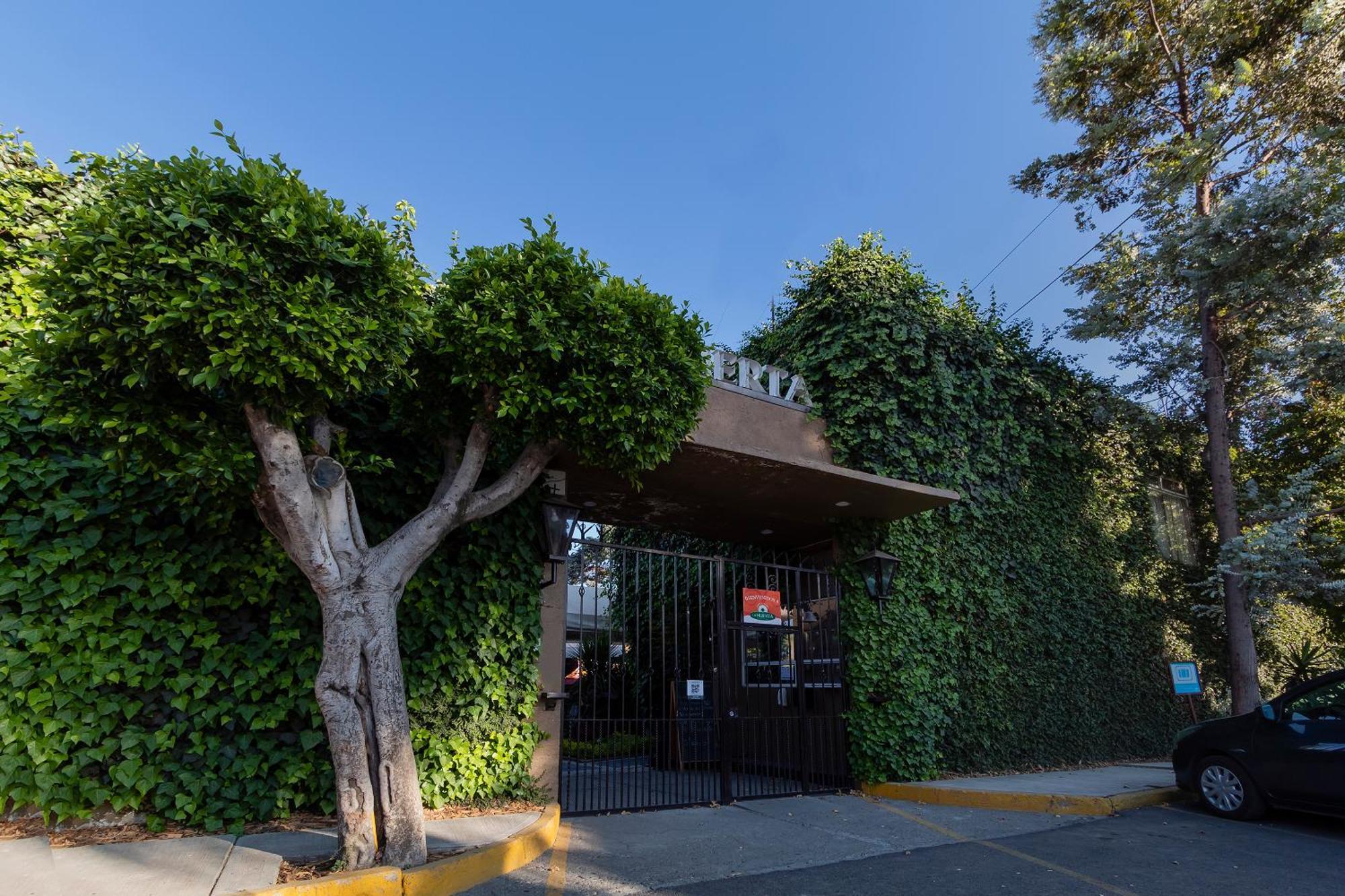 Capital O La Huerta Golf & Hotel Cholula Extérieur photo