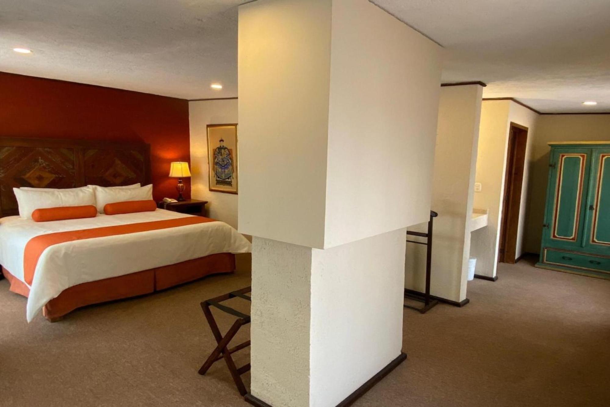 Capital O La Huerta Golf & Hotel Cholula Extérieur photo